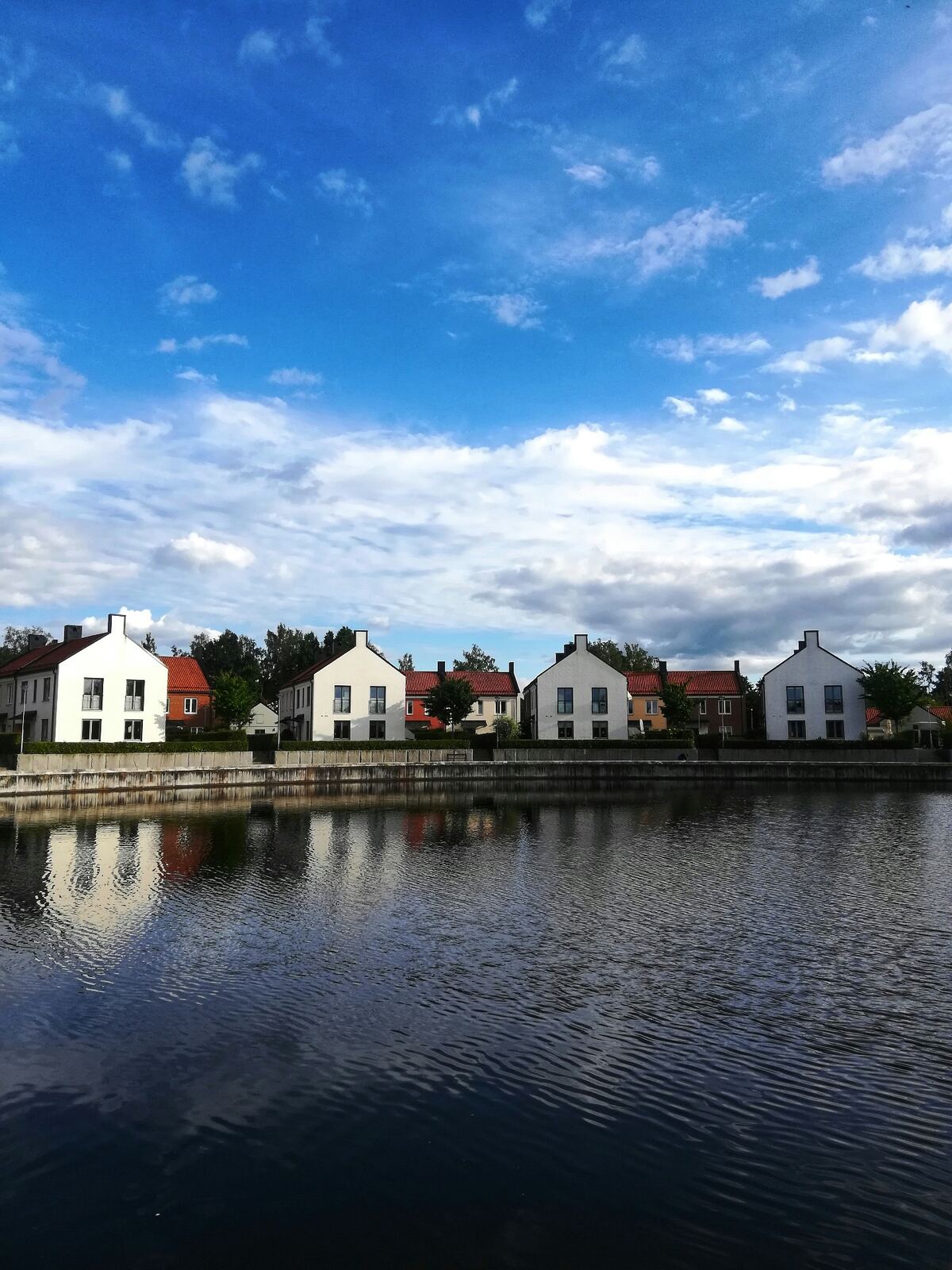 Bebyggelse vid sjön i Växjö